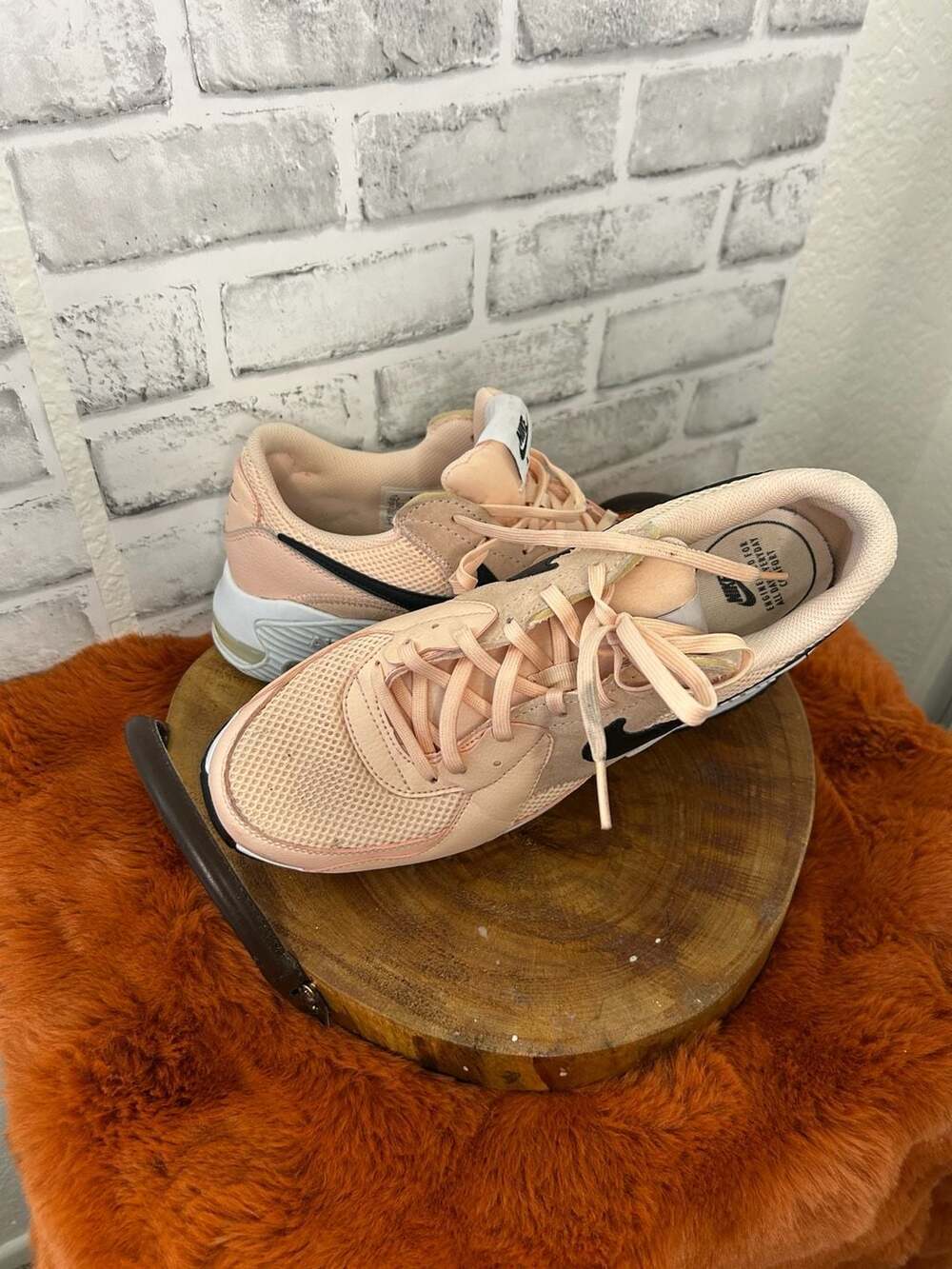 Nike Women's Air Max Excee Peach/Washed Coral Sneakers - Picture 4 of 5